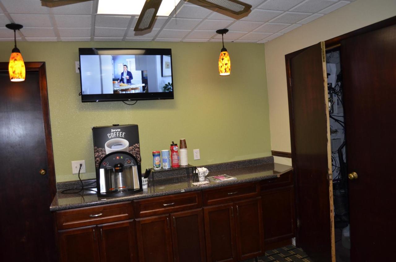 Budget Inn Williamsville Εξωτερικό φωτογραφία