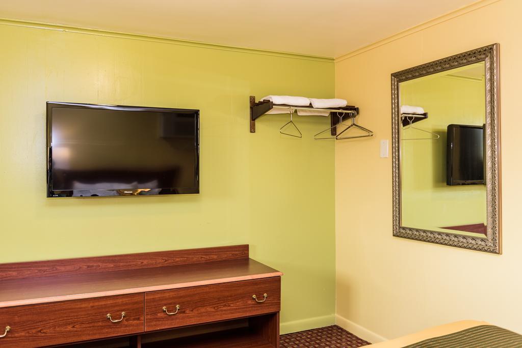 Budget Inn Williamsville Εξωτερικό φωτογραφία