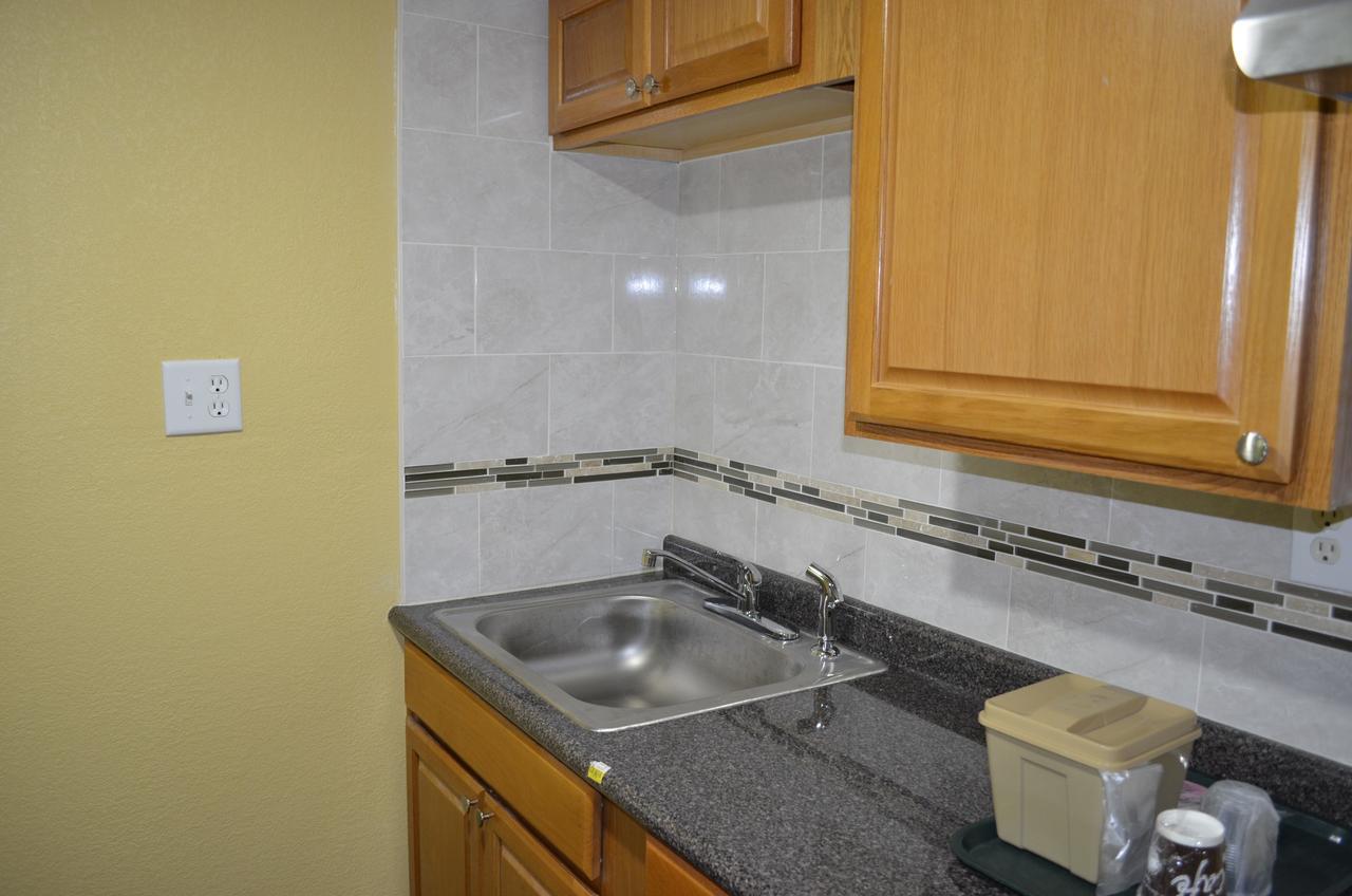 Budget Inn Williamsville Εξωτερικό φωτογραφία