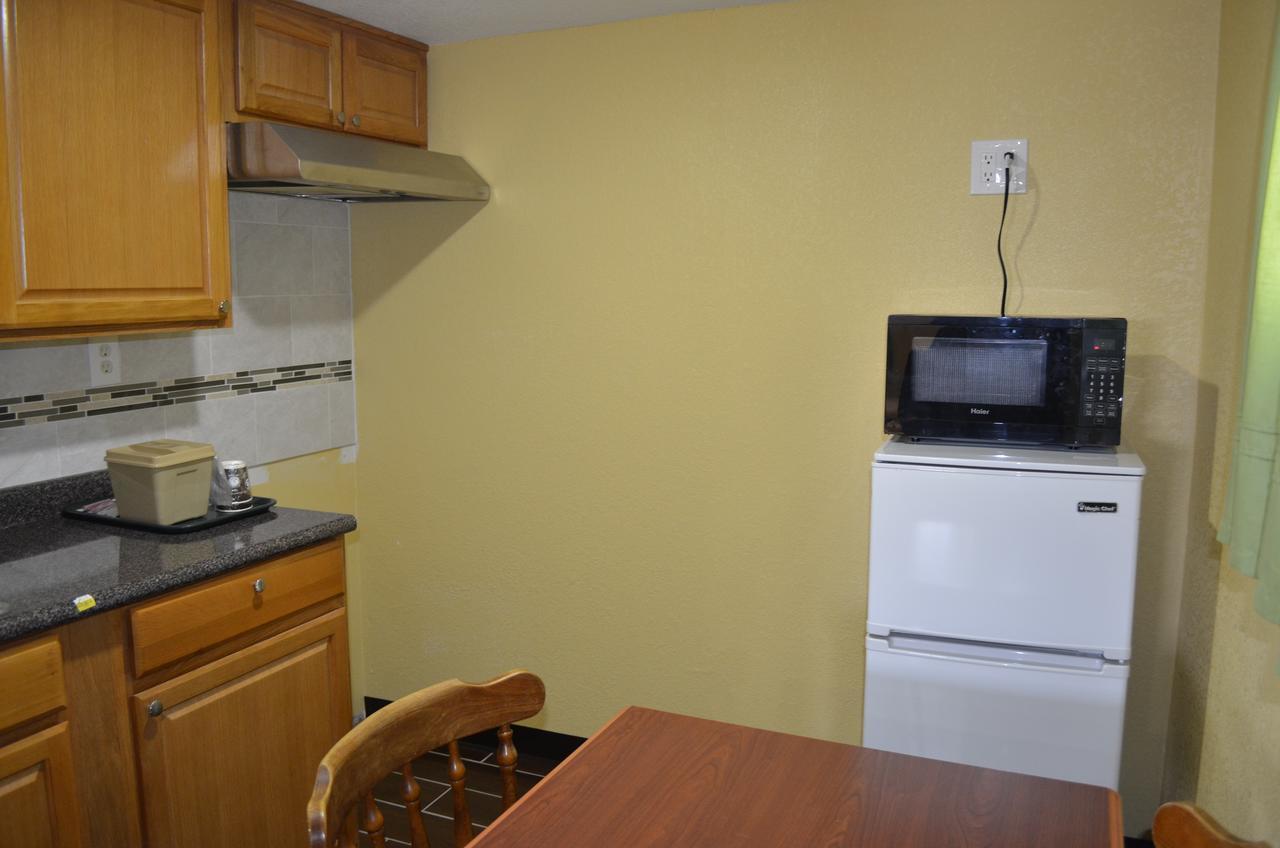 Budget Inn Williamsville Εξωτερικό φωτογραφία