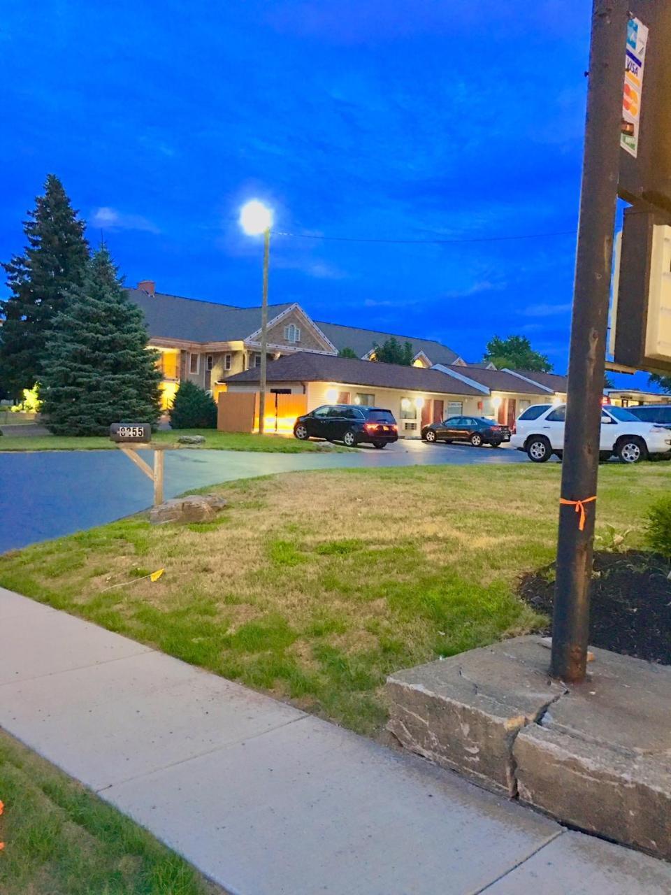 Budget Inn Williamsville Εξωτερικό φωτογραφία