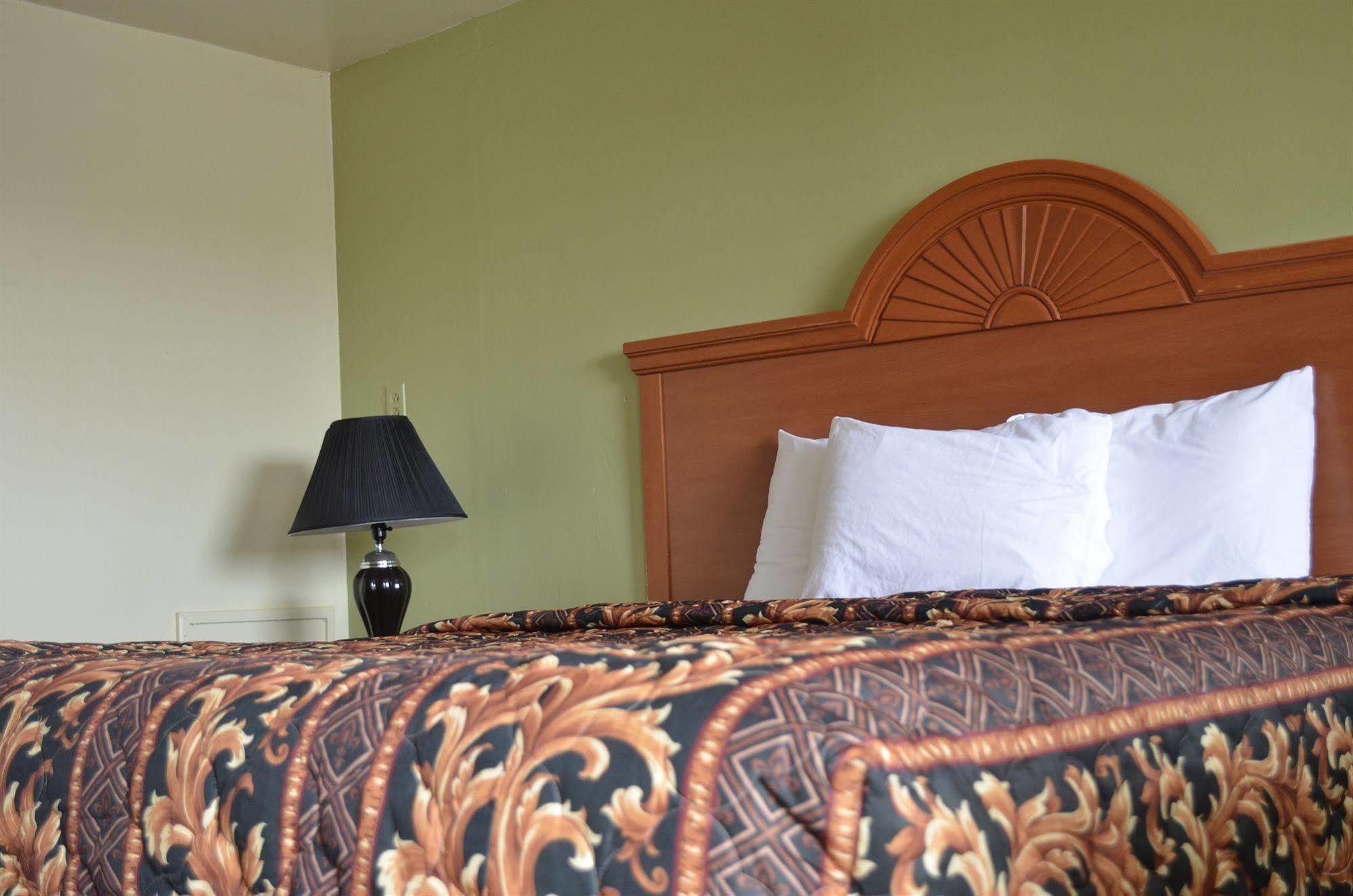 Budget Inn Williamsville Εξωτερικό φωτογραφία
