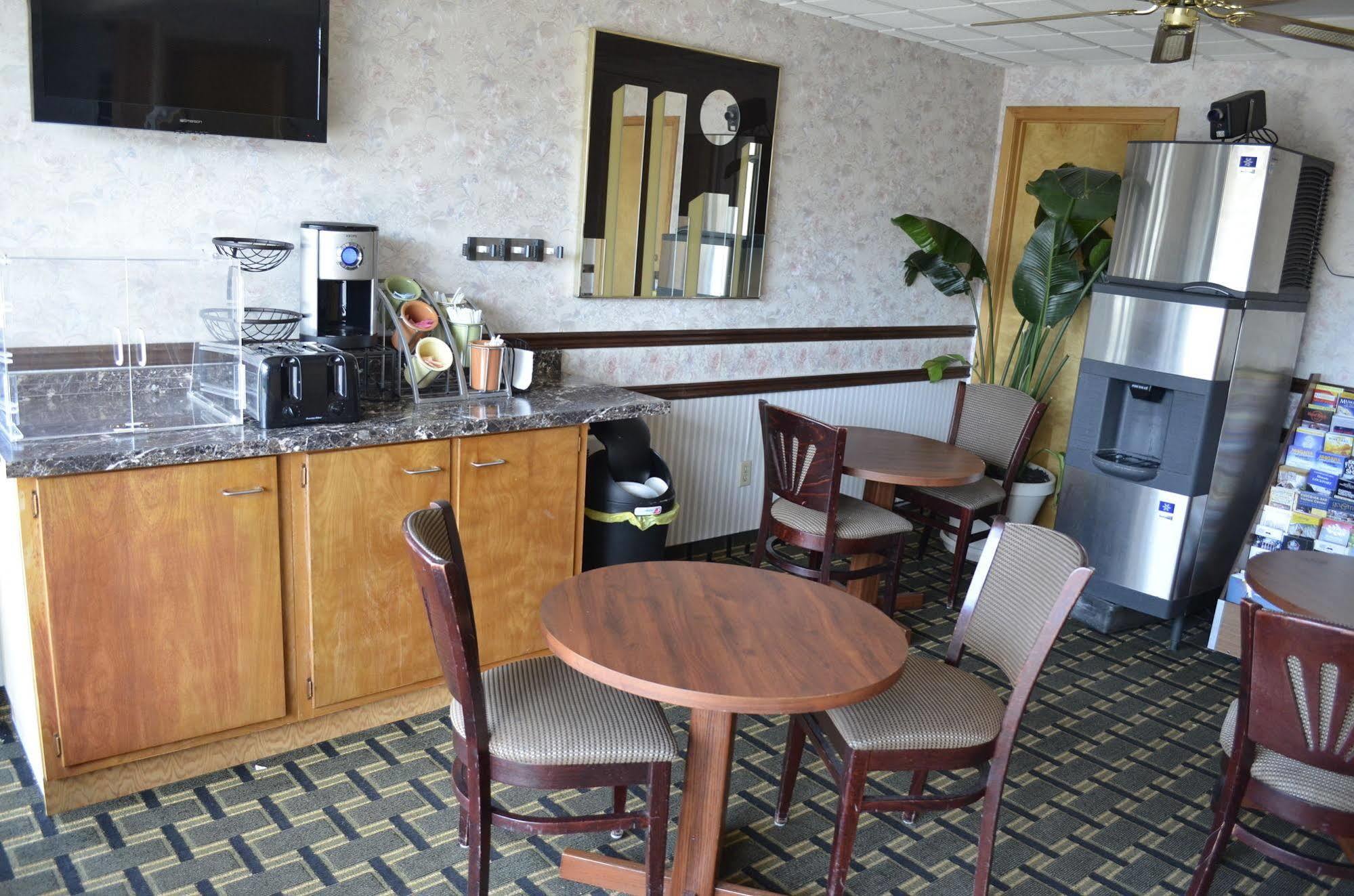 Budget Inn Williamsville Εξωτερικό φωτογραφία