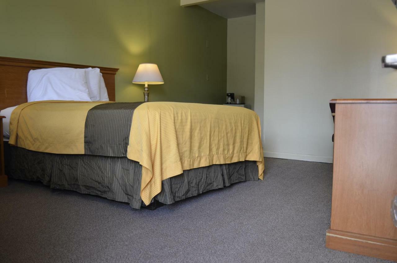 Budget Inn Williamsville Εξωτερικό φωτογραφία