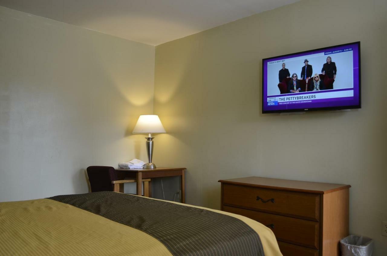 Budget Inn Williamsville Εξωτερικό φωτογραφία